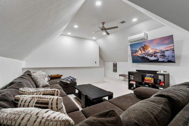1307 Silverlake Road, Mckinney, TX 75072