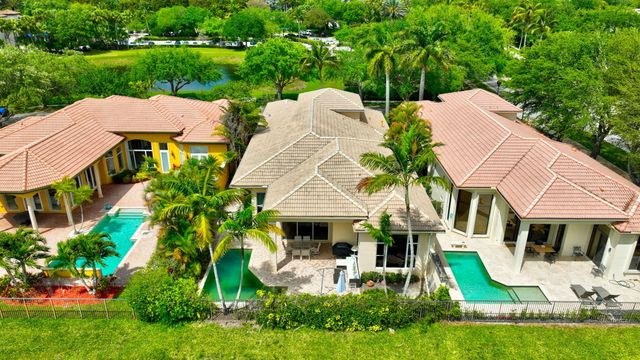 17728 Villa Club Way, Boca Raton, FL 33496