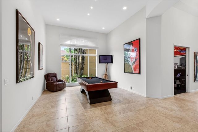 17728 Villa Club Way, Boca Raton, FL 33496