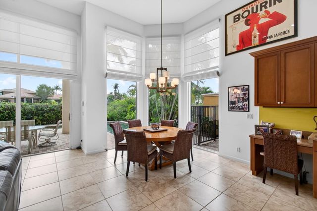 17728 Villa Club Way, Boca Raton, FL 33496