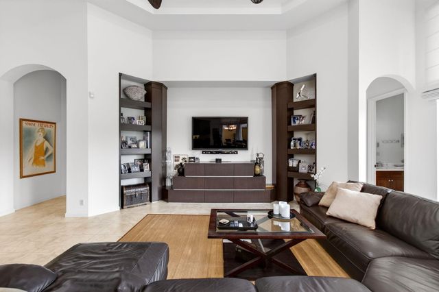 17728 Villa Club Way, Boca Raton, FL 33496