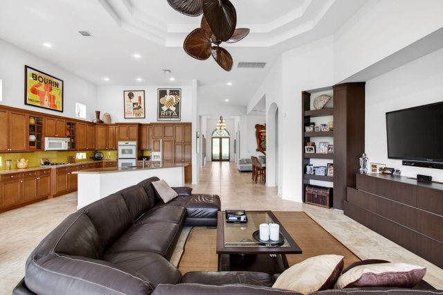 17728 Villa Club Way, Boca Raton, FL 33496