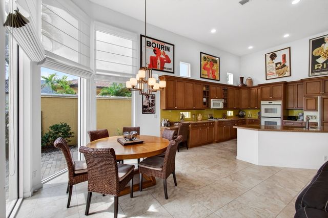 17728 Villa Club Way, Boca Raton, FL 33496