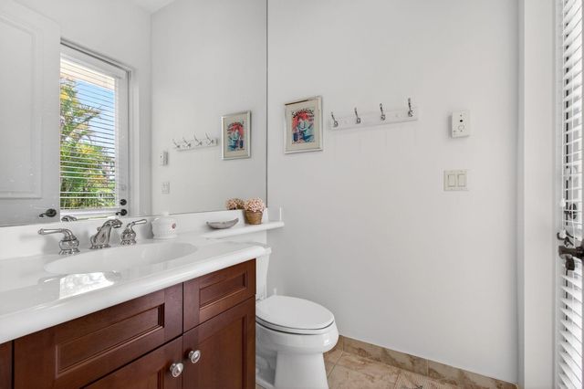 17728 Villa Club Way, Boca Raton, FL 33496