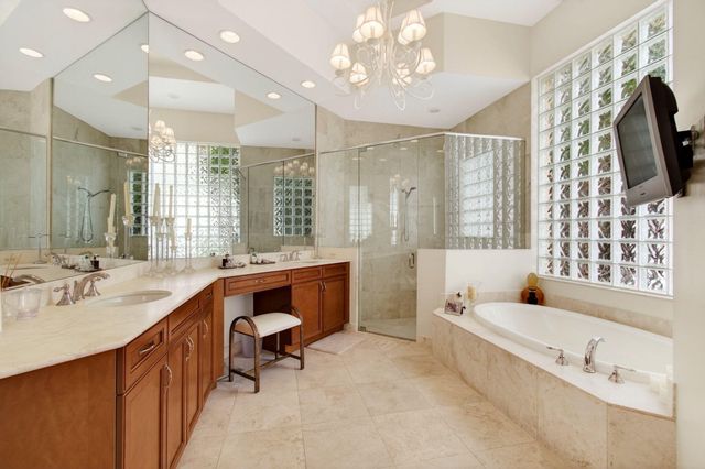 17728 Villa Club Way, Boca Raton, FL 33496