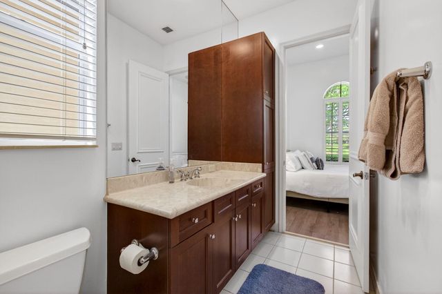 17728 Villa Club Way, Boca Raton, FL 33496