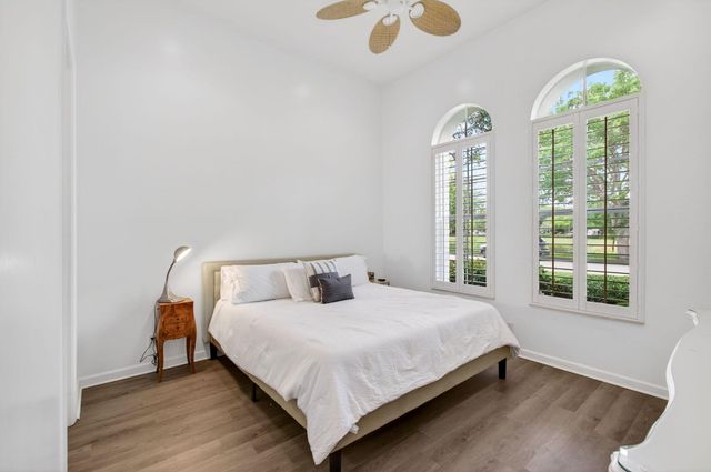 17728 Villa Club Way, Boca Raton, FL 33496