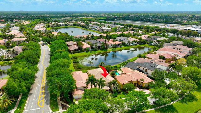17728 Villa Club Way, Boca Raton, FL 33496