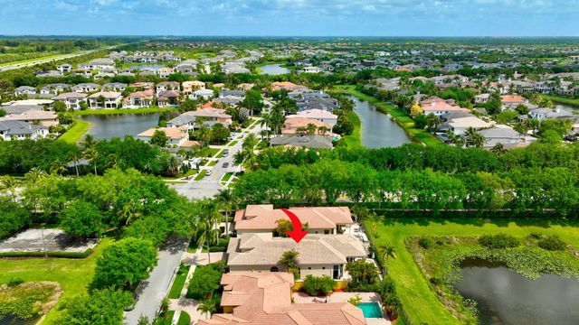 17728 Villa Club Way, Boca Raton, FL 33496