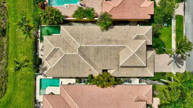 17728 Villa Club Way, Boca Raton, FL 33496