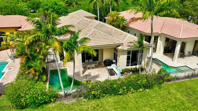 17728 Villa Club Way, Boca Raton, FL 33496