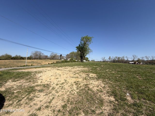532 White Oak Rd, Jamestown, TN 38556