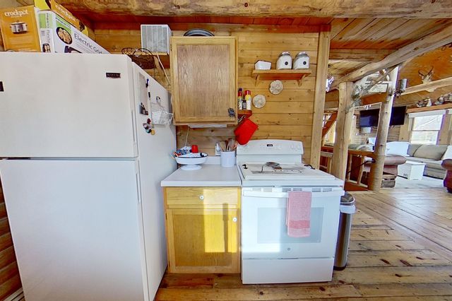 4553 S Paradise, Butterfield Twp, MI 49667