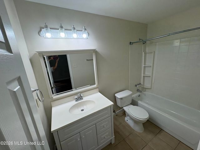 6921 Red Bud Lane, Ocean Springs, MS 39564