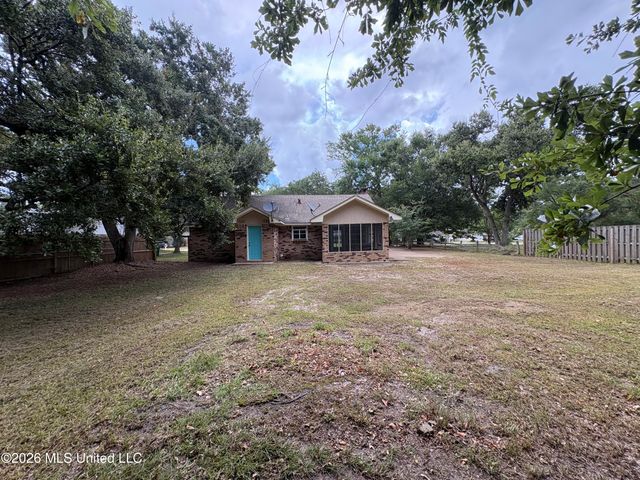 6921 Red Bud Lane, Ocean Springs, MS 39564