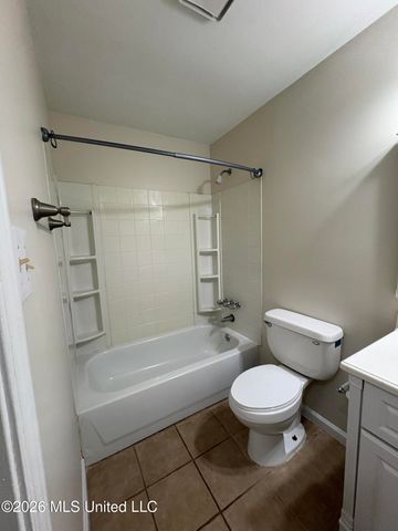 6921 Red Bud Lane, Ocean Springs, MS 39564