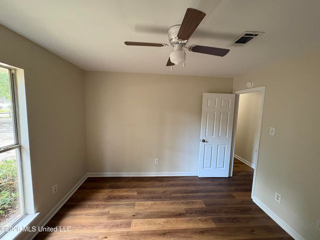 6921 Red Bud Lane, Ocean Springs, MS 39564