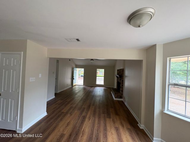 6921 Red Bud Lane, Ocean Springs, MS 39564