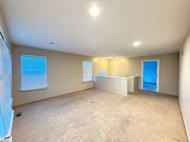 15584 Timbers Edge Drive, Clinton Charter Township, MI 48035