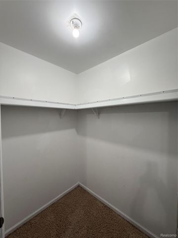 15584 Timbers Edge Drive, Clinton Charter Township, MI 48035
