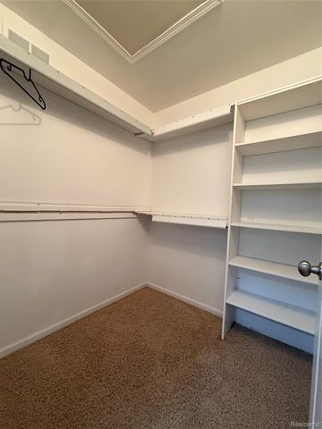 15584 Timbers Edge Drive, Clinton Charter Township, MI 48035