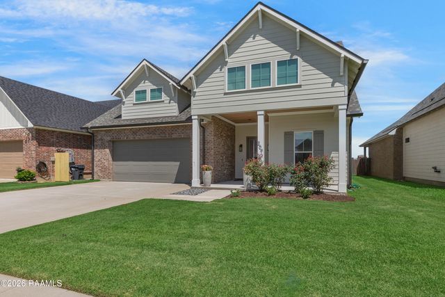 209 Big Lake Run, Youngsville, LA 70592