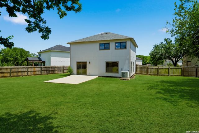 8027 Walnut Bank, San Antonio, TX 78254
