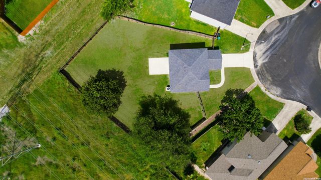 8027 Walnut Bank, San Antonio, TX 78254