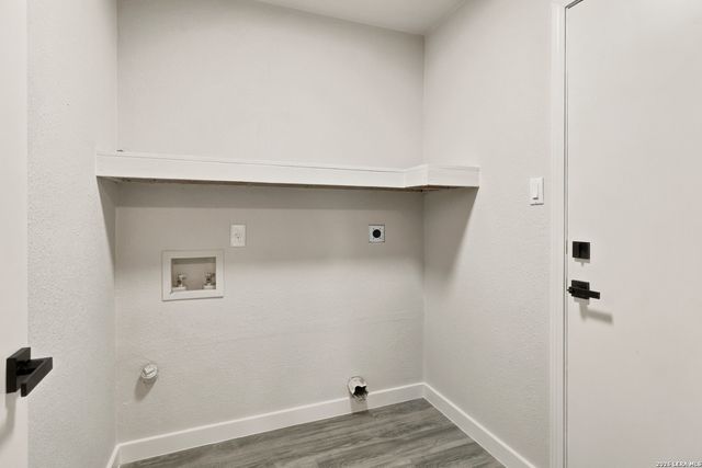 8027 Walnut Bank, San Antonio, TX 78254