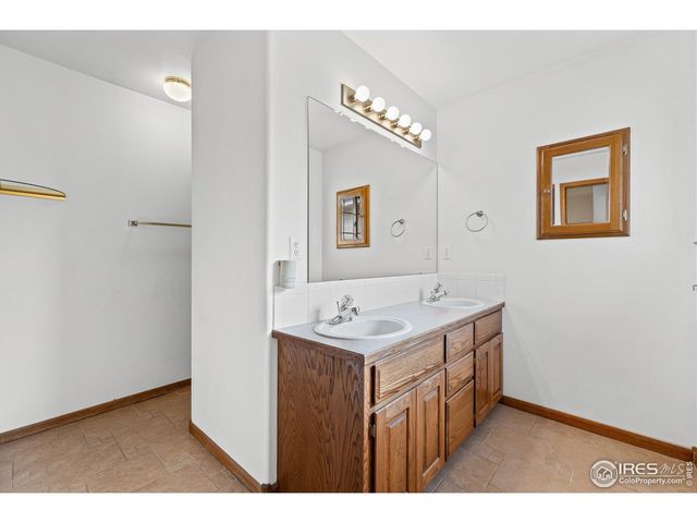 650 Moose Ct, Loveland, CO 80537