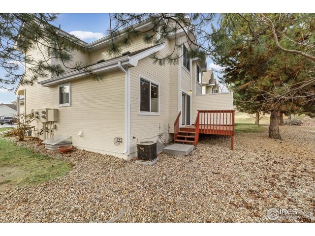 650 Moose Ct, Loveland, CO 80537