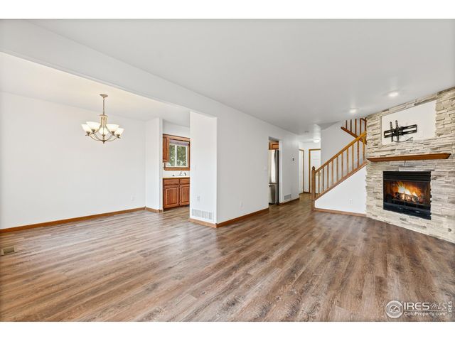 650 Moose Ct, Loveland, CO 80537