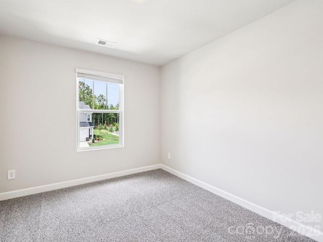 9020 Foggy Brook Loop, Charlotte, NC 28216