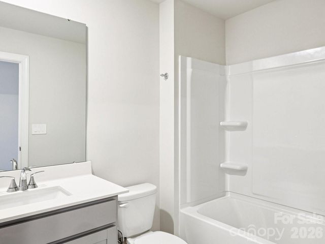 9020 Foggy Brook Loop, Charlotte, NC 28216