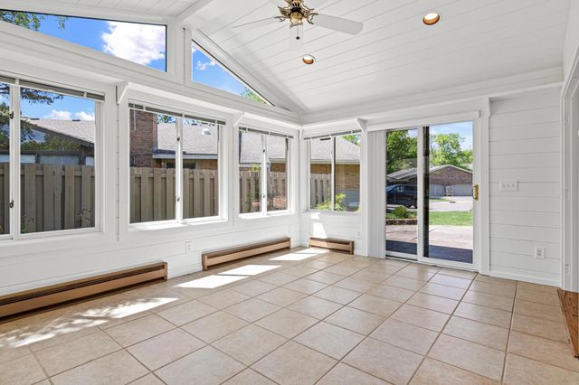 1860 Juneau Lane N, Plymouth, MN 55447