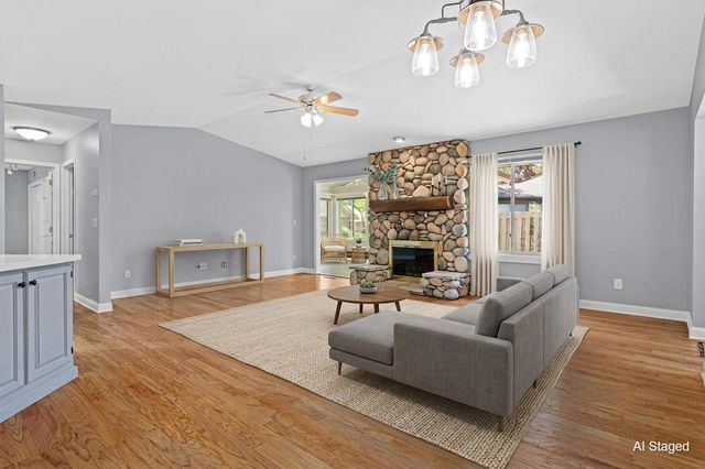 1860 Juneau Lane N, Plymouth, MN 55447