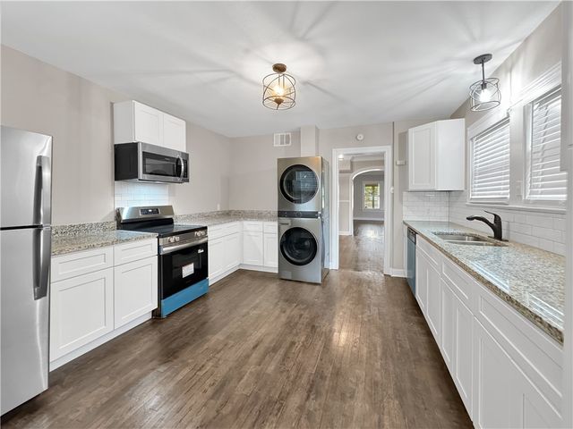 325 Louisiana Ave, Corpus Christi, TX 78404