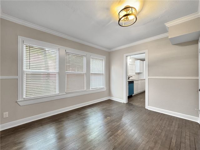 325 Louisiana Ave, Corpus Christi, TX 78404