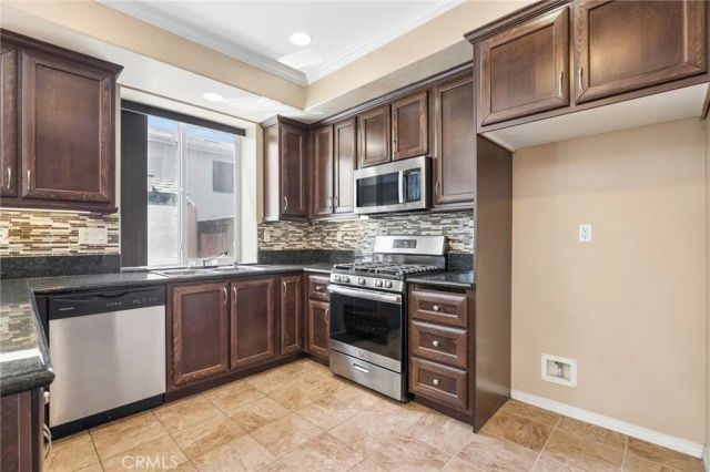 11379 Villa Del Sol, Pacoima, CA 91331