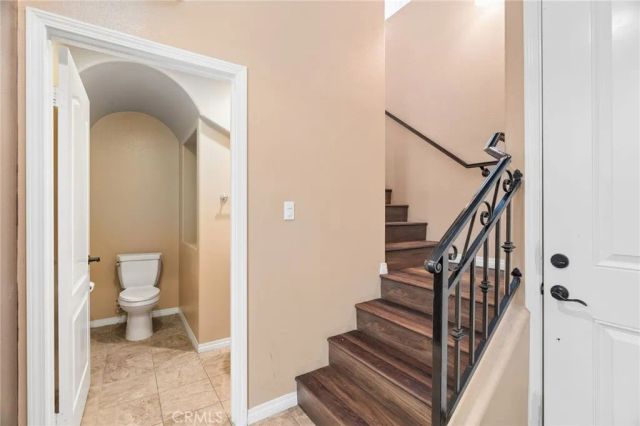 11379 Villa Del Sol, Pacoima, CA 91331