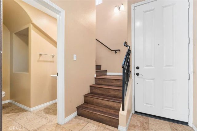 11379 Villa Del Sol, Pacoima, CA 91331