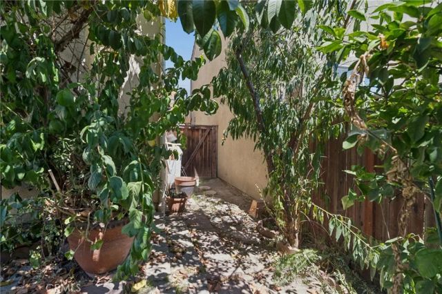 11379 Villa Del Sol, Pacoima, CA 91331