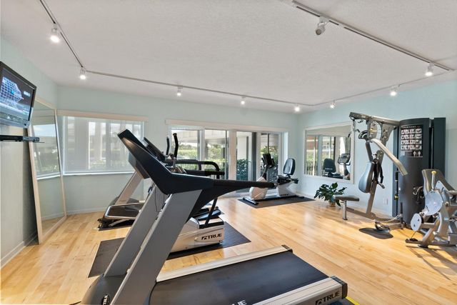 86 Macfarlane Drive 8f, Delray Beach, FL 33483