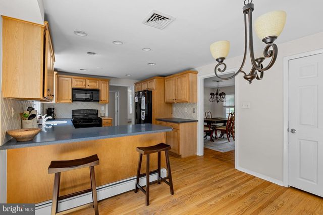 1545 TERRACE DR, Ambler, PA 19002