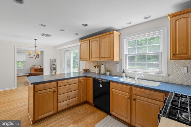 1545 TERRACE DR, Ambler, PA 19002