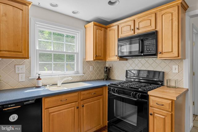 1545 TERRACE DR, Ambler, PA 19002