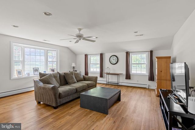 1545 TERRACE DR, Ambler, PA 19002