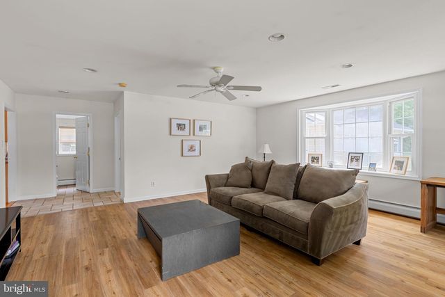 1545 TERRACE DR, Ambler, PA 19002