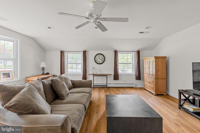 1545 TERRACE DR, Ambler, PA 19002