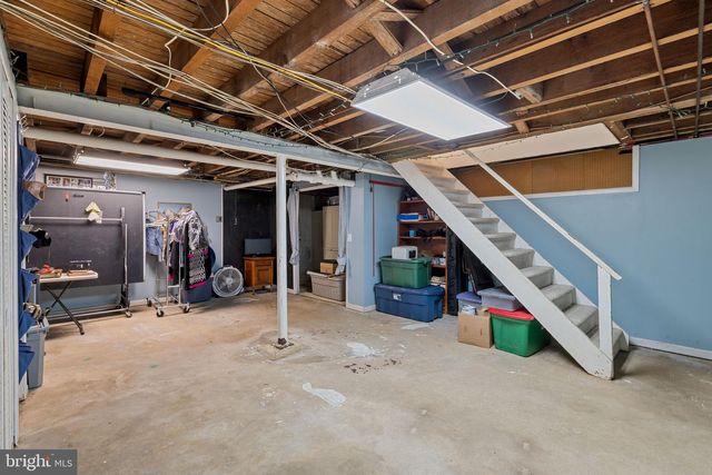 1545 TERRACE DR, Ambler, PA 19002